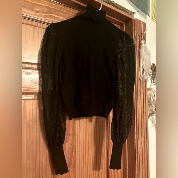 Lace top - Picture 3 of 8